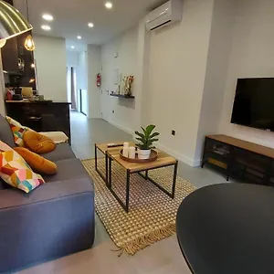 https://apartamento-golddem-city.hotelsinnerja.org